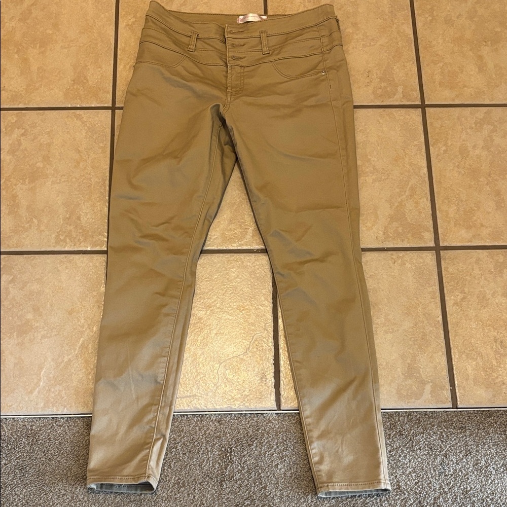 No Boundaries Tan Skinny Pants